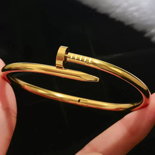 Golden Nail Luxe Anti-Tarnish Bracelet